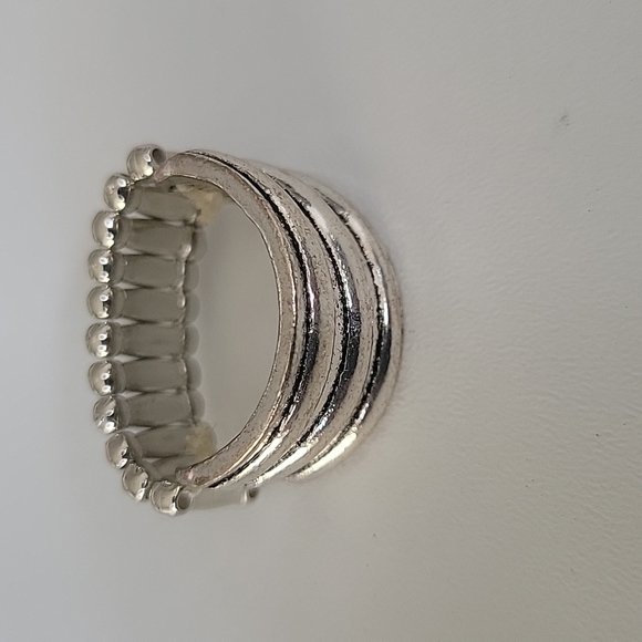 Earrings and ring set - Picture 3 of 3